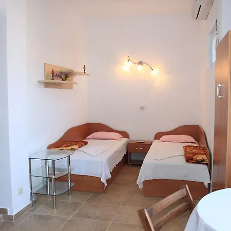 Megi Apartament Sozopol